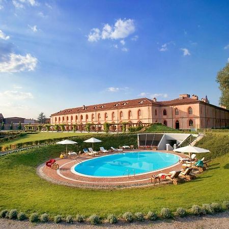 Albergo Dell'Agenzia Бра Екстериор снимка