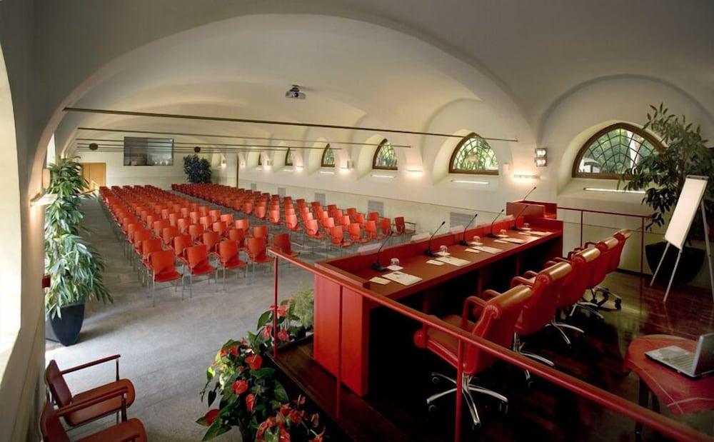 Albergo Dell'Agenzia Бра Съоръжения снимка